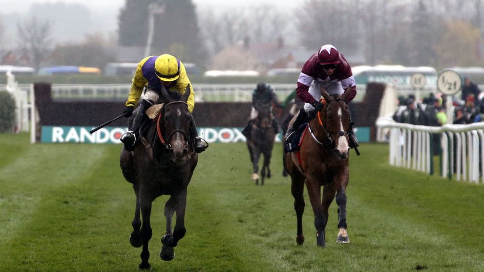 Kalashnikov battles to victory at Aintree