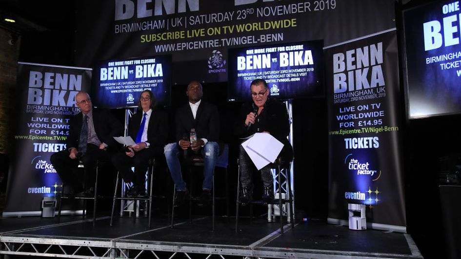 Nigel Benn announces his comeback
