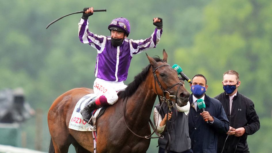 Frankie Dettori celebrates on Snowfall