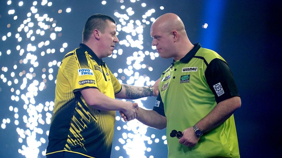 Dave Chisnall and Michael van Gerwen in the 2021 edition