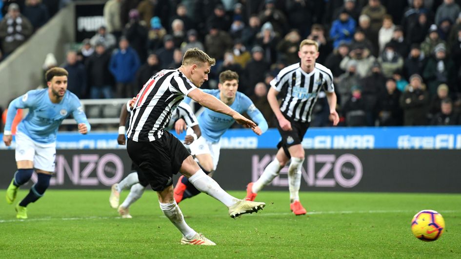 Matt Richie scores from the penalty spot