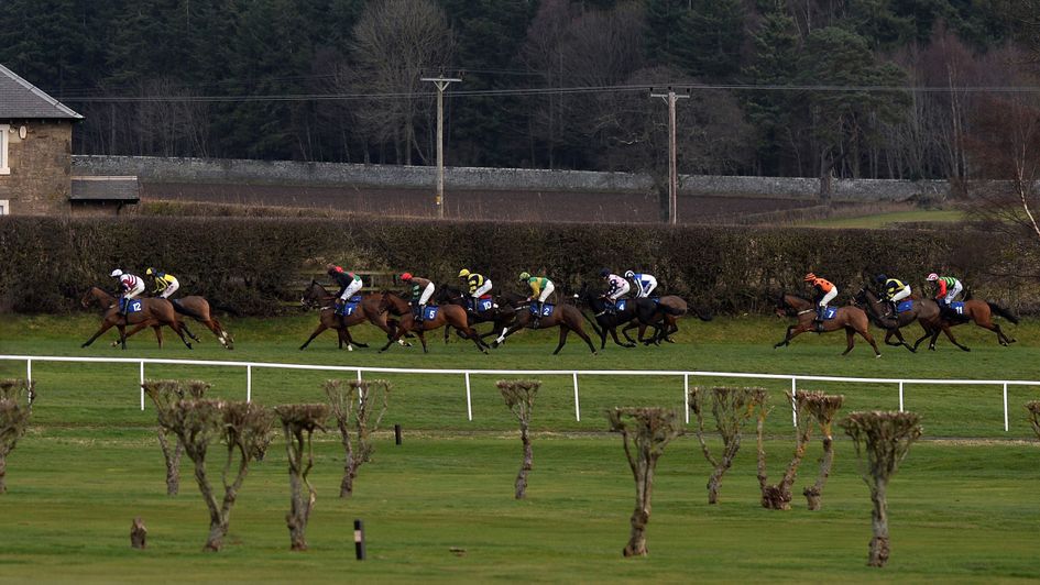 Kelso - race behind closed doors