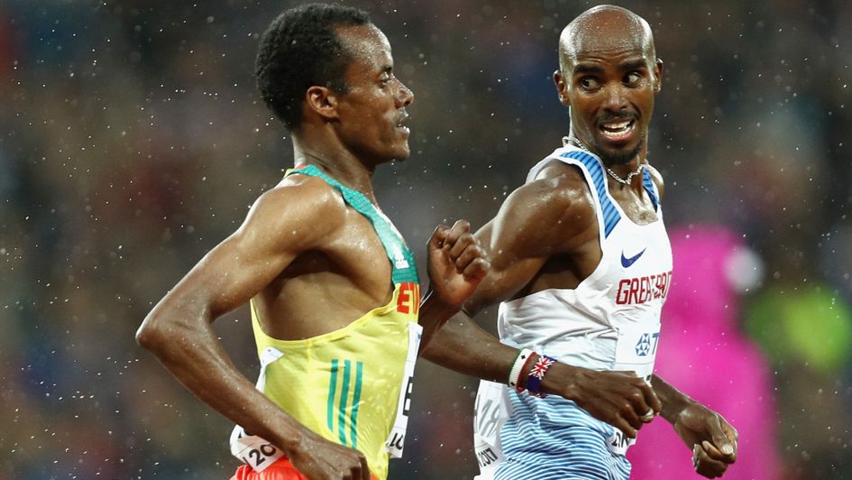 Sir Mo Farah books his place in the 5,000m final