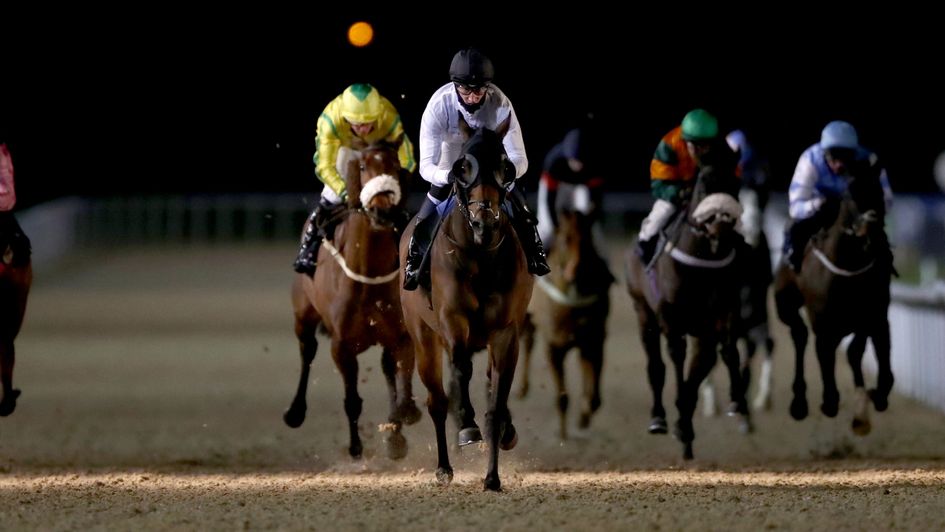 Mack The Knife in action