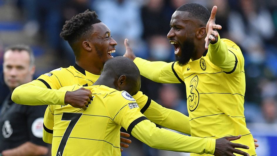 Chelsea celebrate N'Golo Kante's goal against Leicester