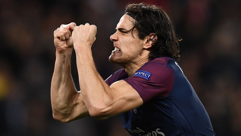 Edinson Cavani celebrates
