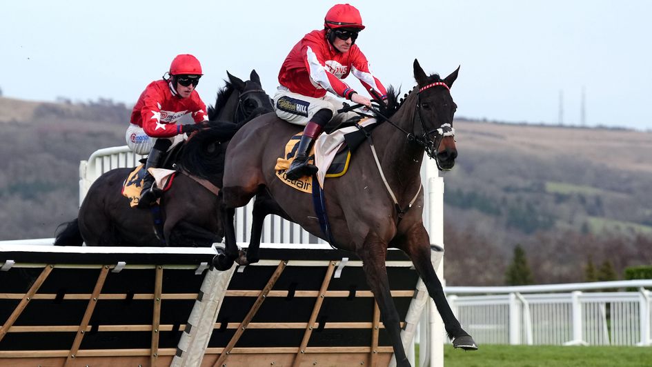 Gowel Road winning the Cleeve