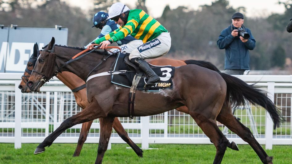 Jonbon wins at Ascot