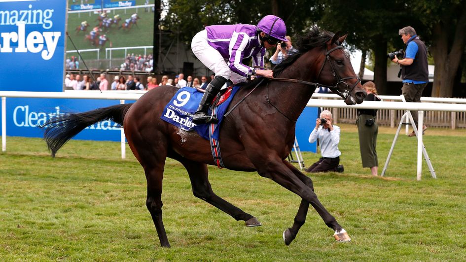 Ten Sovereigns wins the July Cup in style