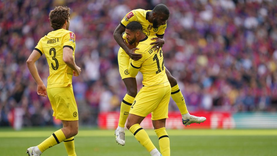 Chelsea celebrate Ruben Loftus-Cheek's goal