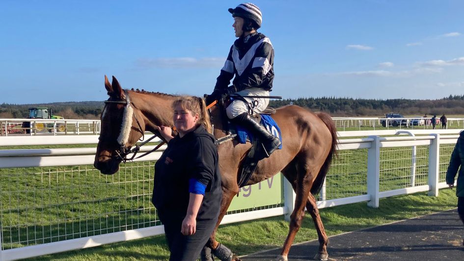 Exeter winner Raddon Top