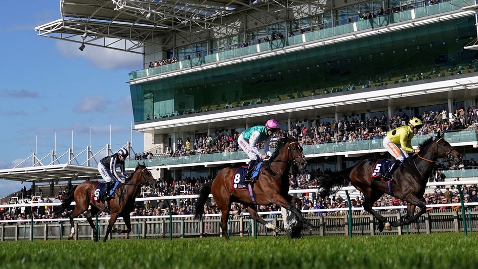 Fonteyn wins the Sun Chariot