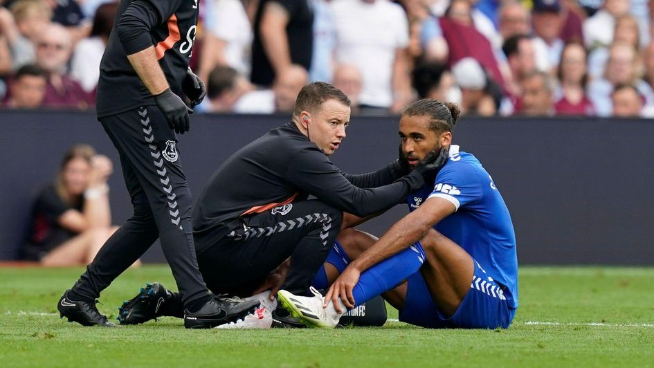 Everton's Dominic Calvert-Lewin suffers a fresh injury blow