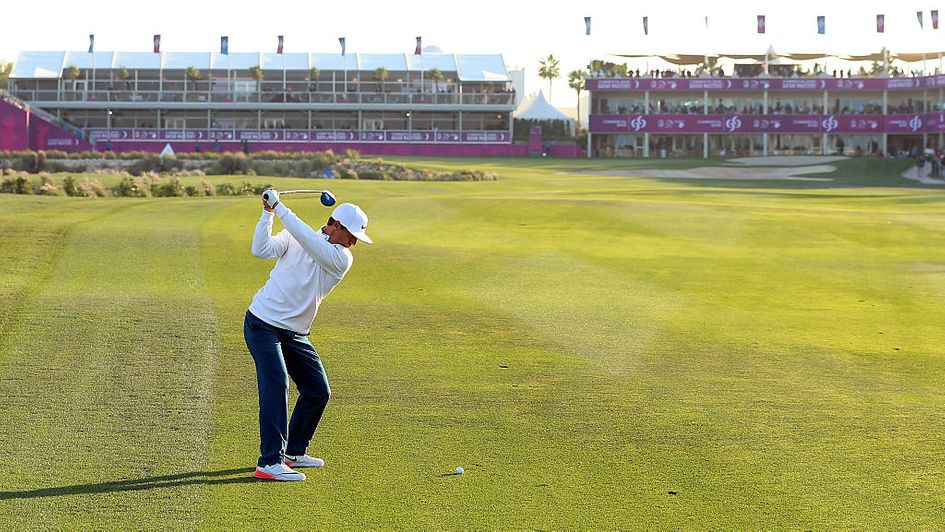 Thorbjorn Olesen hits his approach to the last at Doha