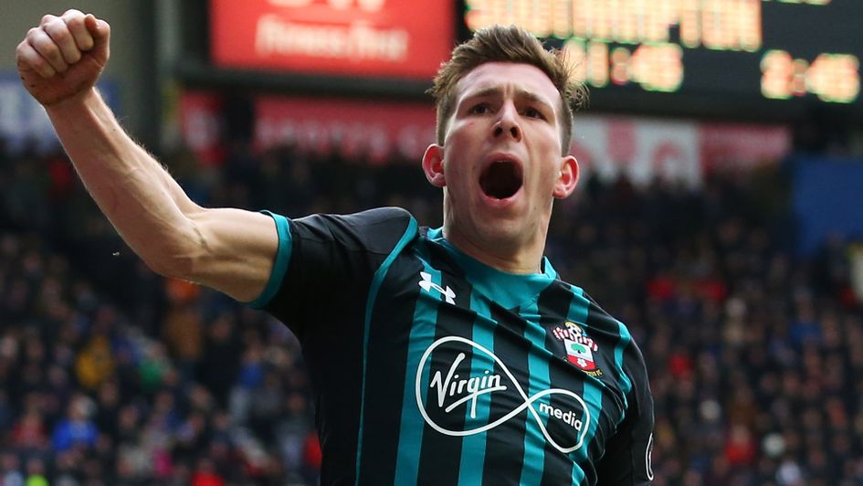 Pierre-Emile Hojbjerg celebrates