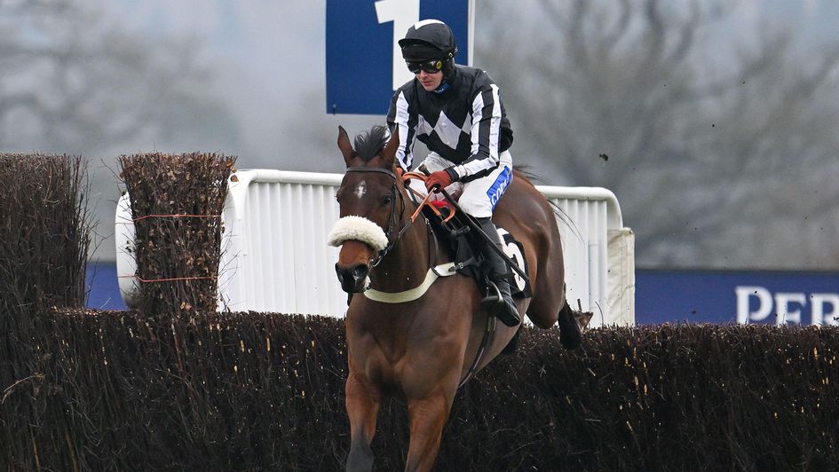 The Changing Man in action at Ascot