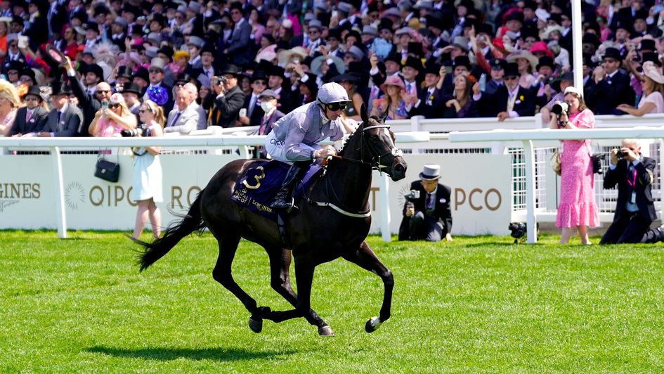 Dramatised is away and clear under Danny Tudhope