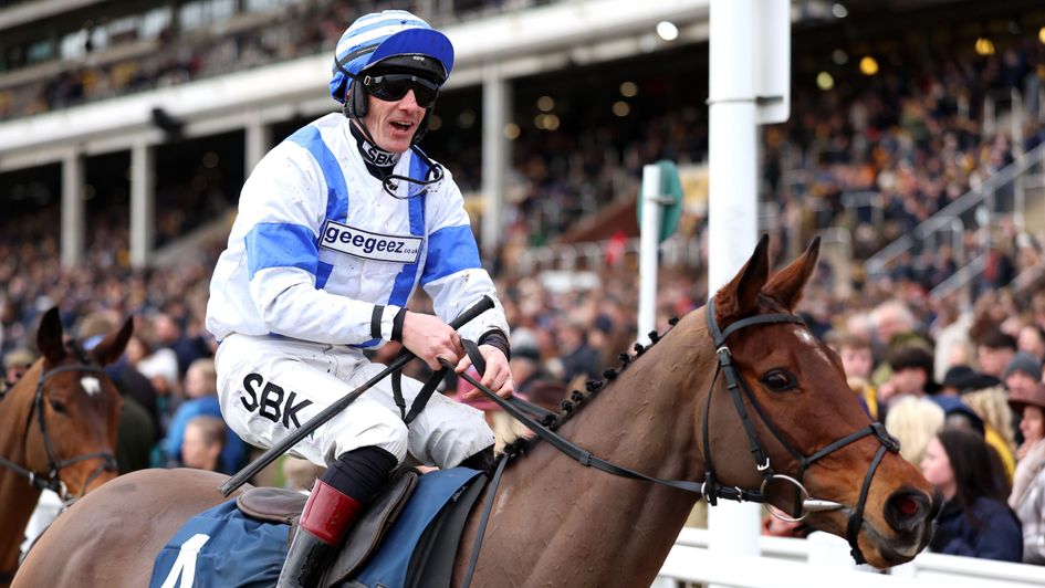 Jordans Cross after winning the Timeform Novices' Handicap Chase