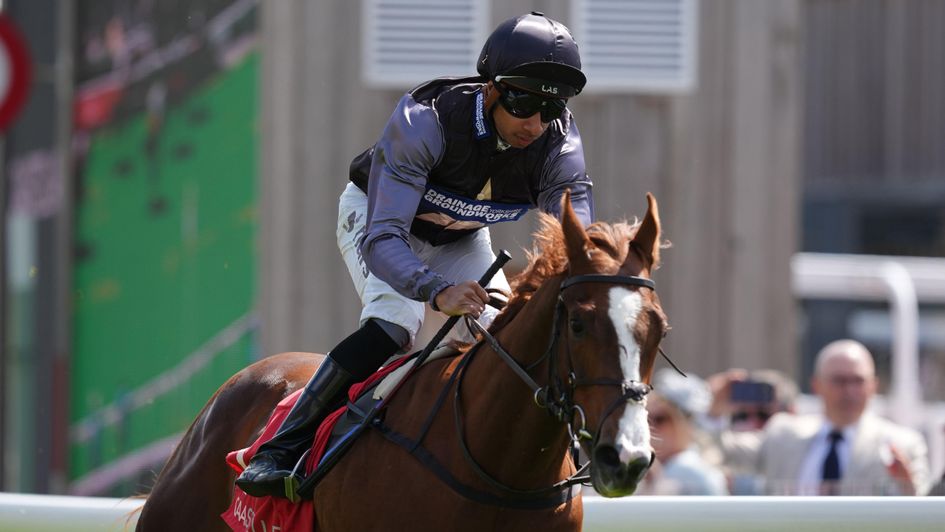 Adonius and Kaya Fraser win at Chester