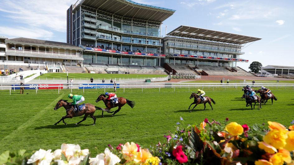 Miss Amulet wins the Sky Bet Lowther Stakes at York
