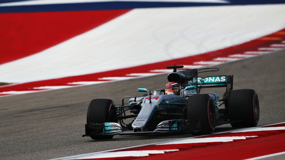Lewis Hamilton set a new lap record