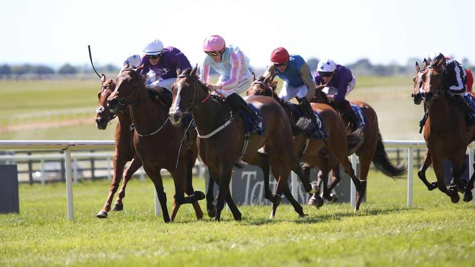 City Of Memphis wins at the Curragh