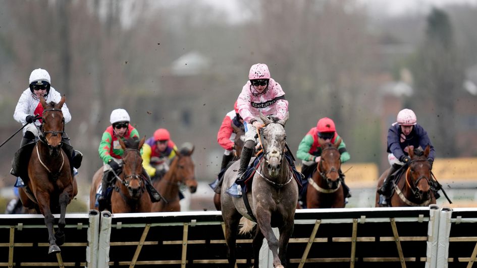 Scorpio Rising wins at Sandown