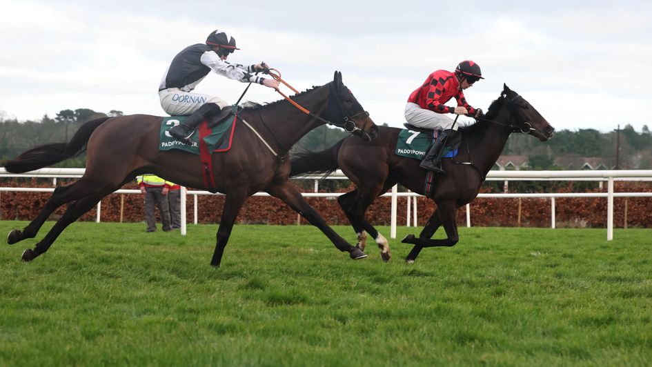 Bowensonfire (left) charges to the front