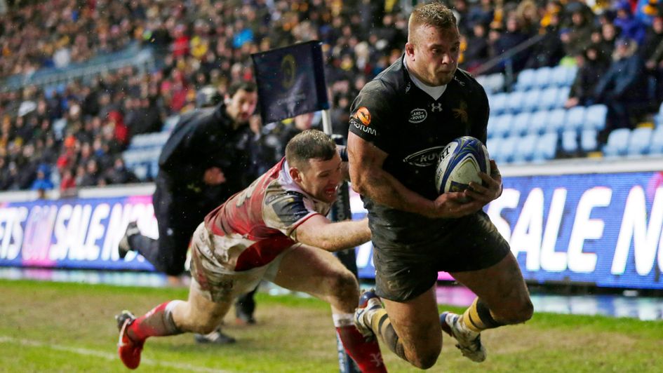 Tom Cruse scores a try for Wasps
