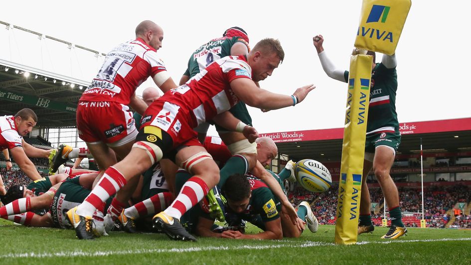 Ben Youngs scores a Leicester try