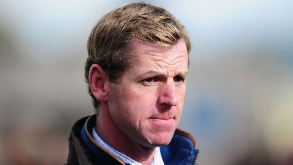 Jamie Snowden: Trains Ludlow gamble Hogan's Height