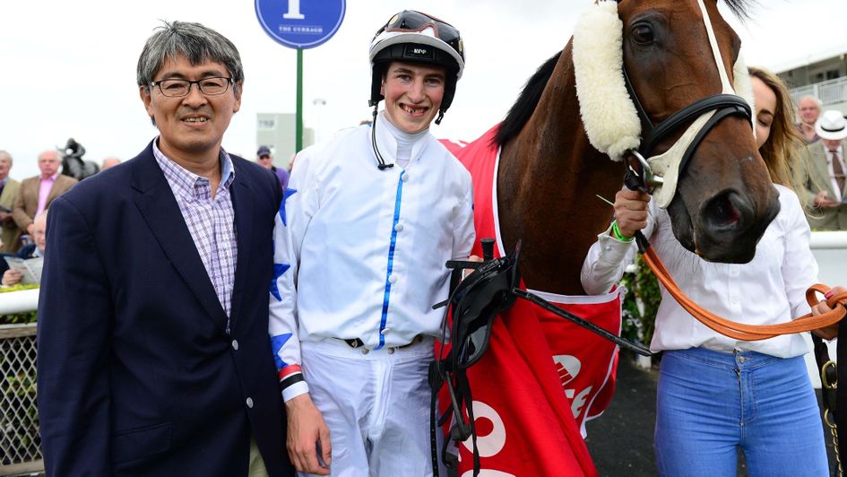 Elusive Time and delighted winning connections