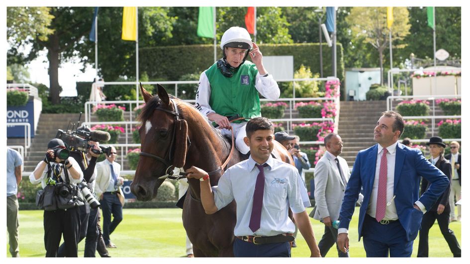 Ryan Moore comes back in on Archers Bay