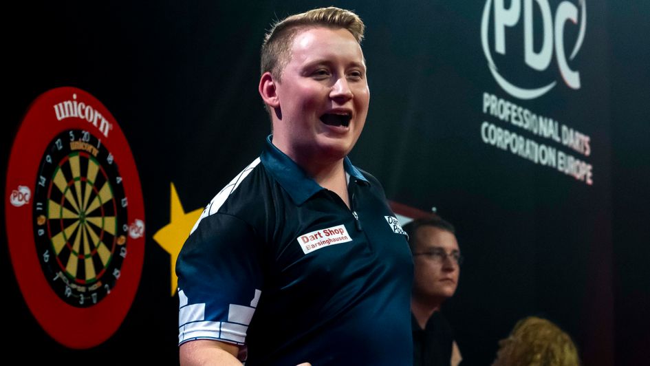 Martin Schindler celebrates )Michael Braunschadel (PDC Europe)