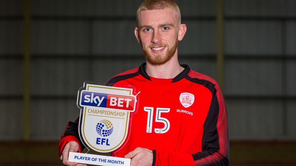 Oli McBurnie collects the Player of the Month award