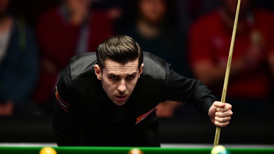 Mark Selby survived a scare in Shanghai