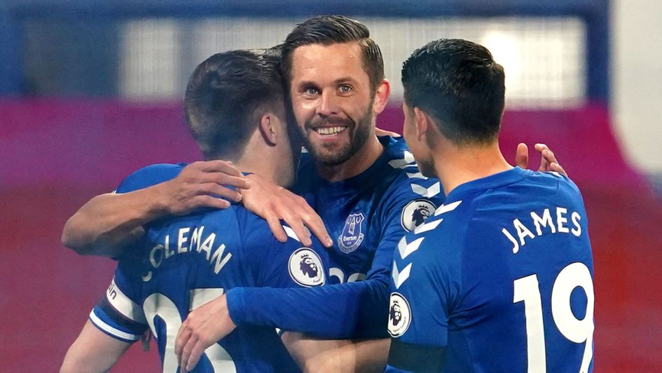 Everton celebrate a Gylfi Sigurdsson goal