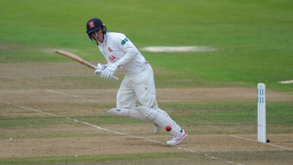 Dan Lawrence has signed a new Essex deal