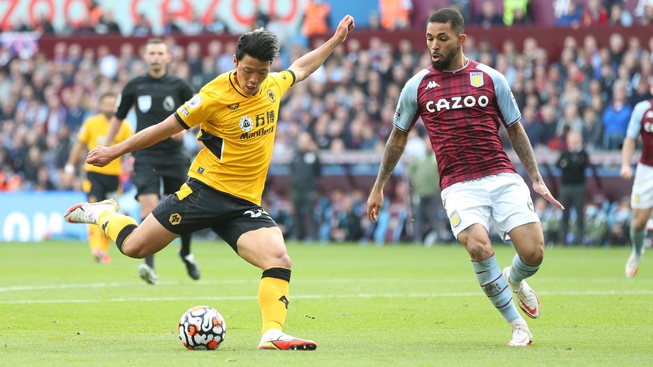 Hwang Hee-chan and Douglas Luiz