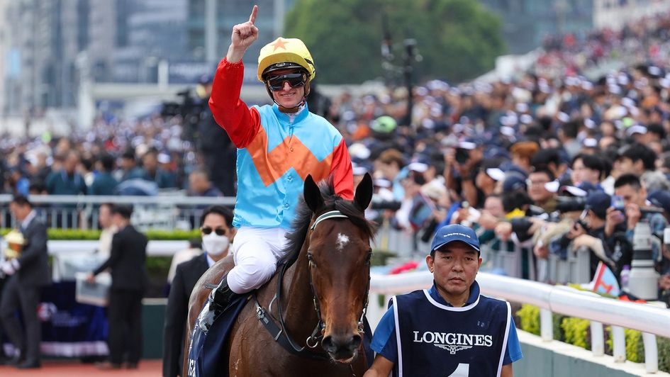 Zac Purton celebrates on Ka Ying Rising