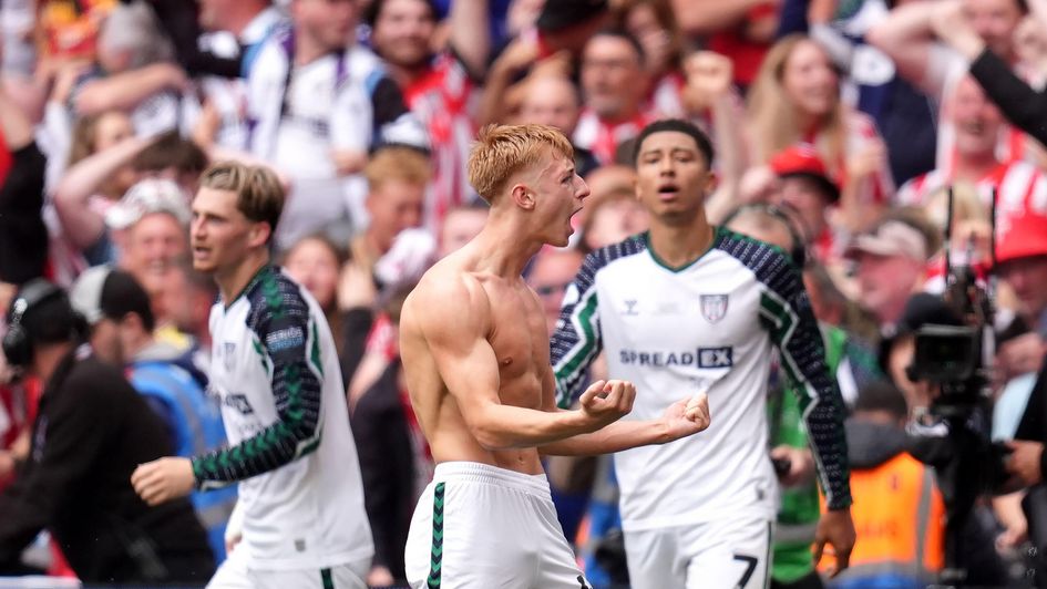 Tom Watson celebrates