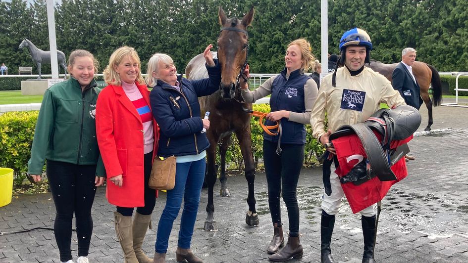 Latitude pictured with winning connections at Kempton