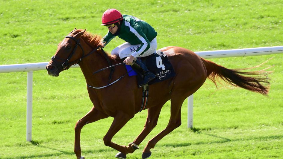Cayenne Pepper streaks clear at the Curragh