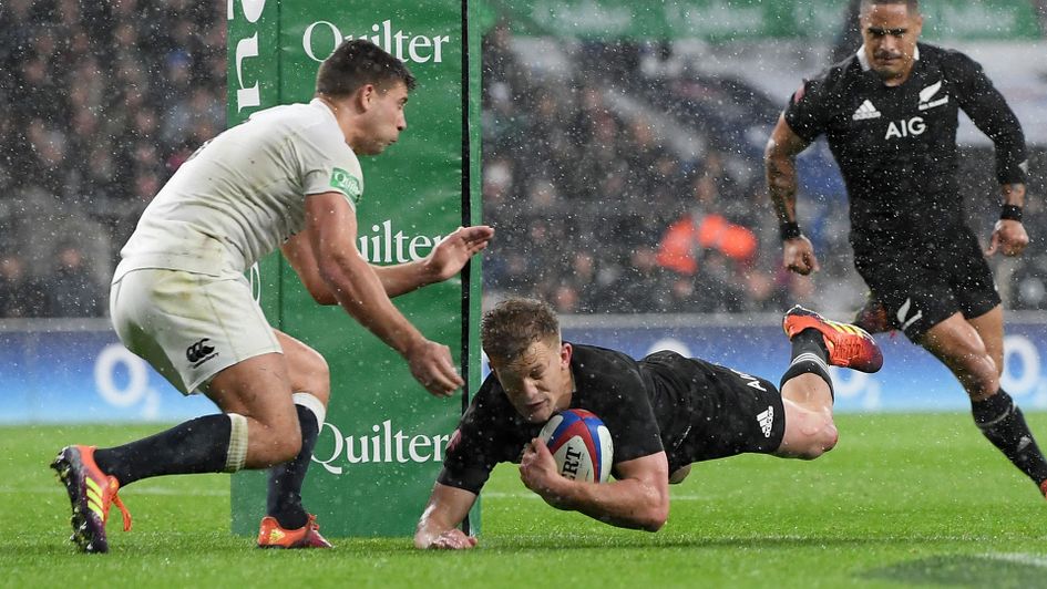 Damian McKenzie scored New Zealand's first try to start the comeback