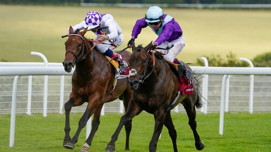 Alcohol Free (right) gets the better of Poetic Flare