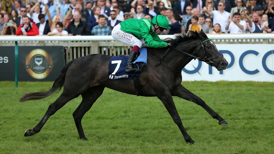 Running Lion pulls clear at Newmarket