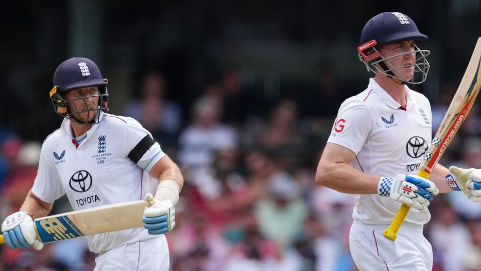 Joe Root and Harry Brook settle in at the SCG