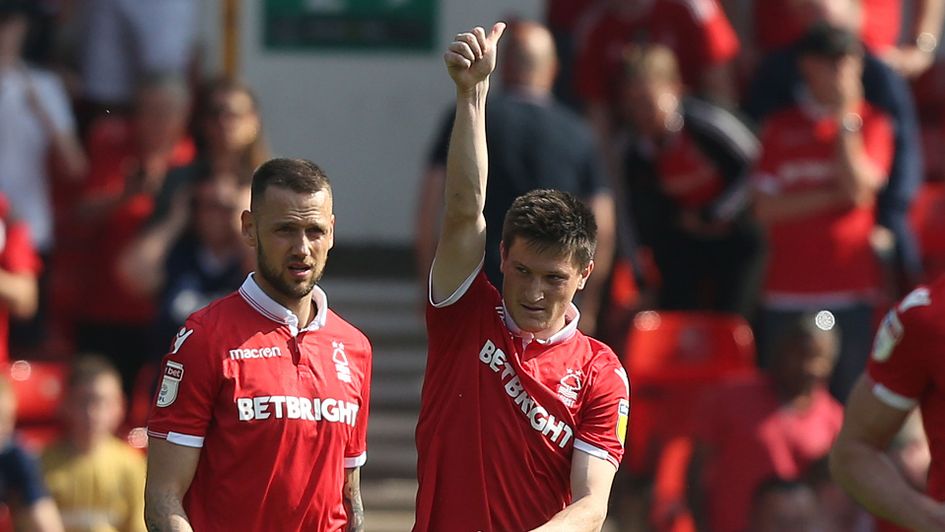 Joe Lolley moved into double figures for the season as Nottingham Forest demolished Middlesbrough