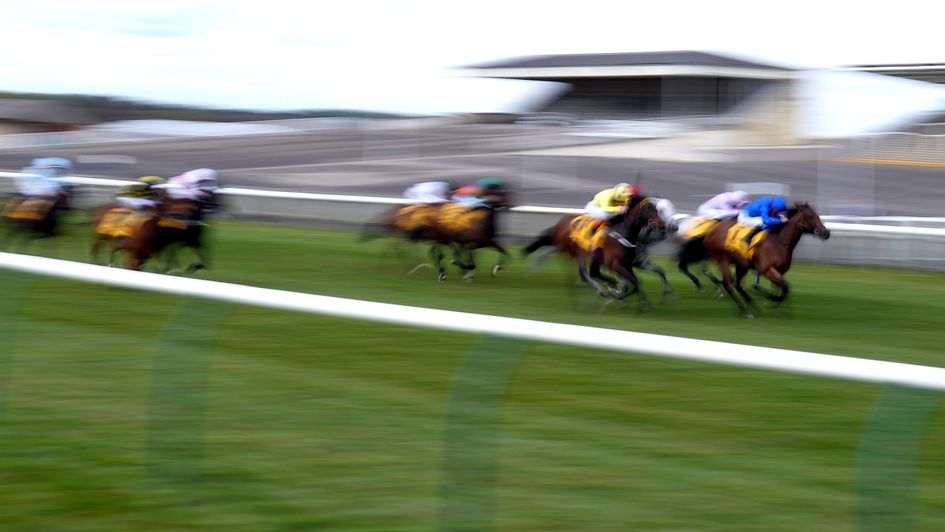 Lazuli wins the Palace House at Newmarket