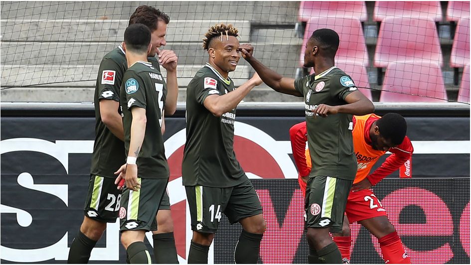 Pierre Kunde celebrates scoring for Mainz in the Bundesliga
